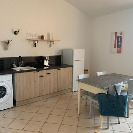 Appartement Centre-Ville Arles Exteriör bild